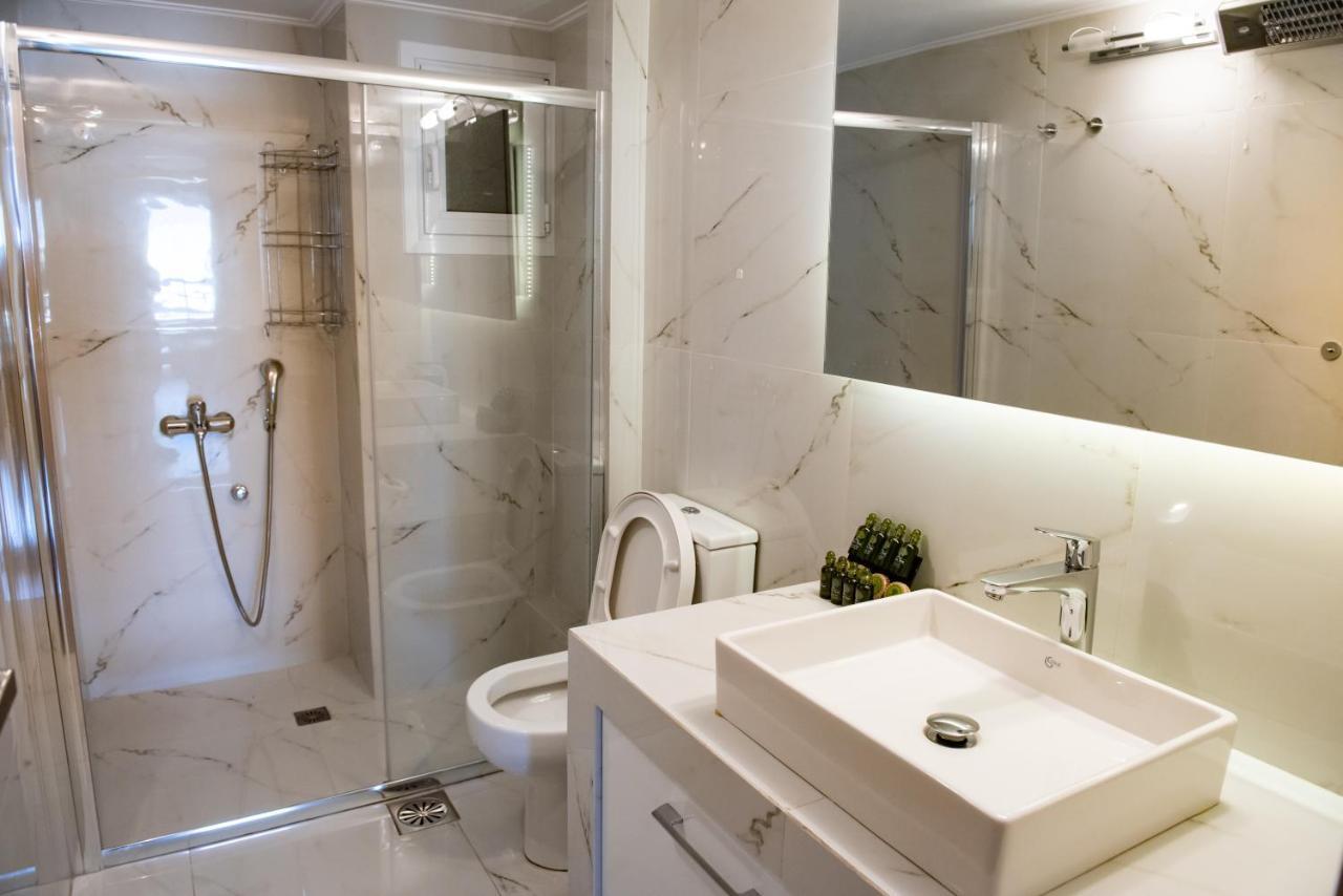 Renovated Apartment 5Min From Subway Station 'Attiki' アテネ エクステリア 写真