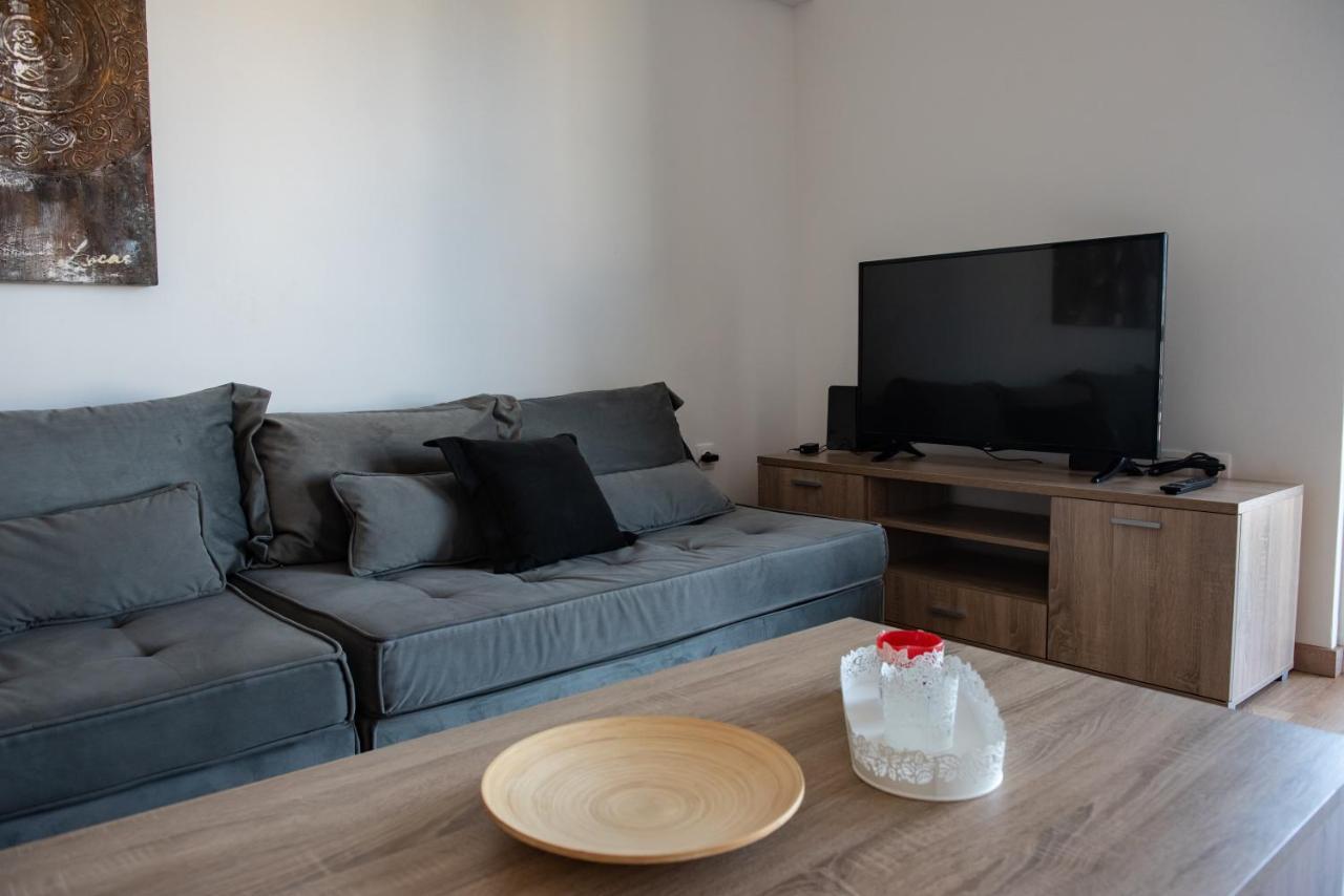 Renovated Apartment 5Min From Subway Station 'Attiki' アテネ エクステリア 写真